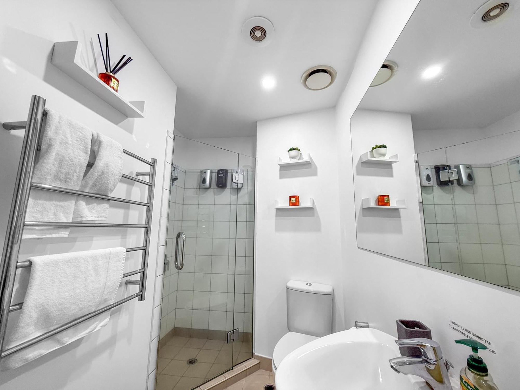 Le Mirage- Stylish, Central Apartment With Pools, Sauna, More Auckland Ngoại thất bức ảnh